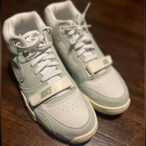 Men’s Nike Air trainer, Size 10.5